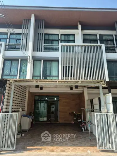 image_rental-31496632