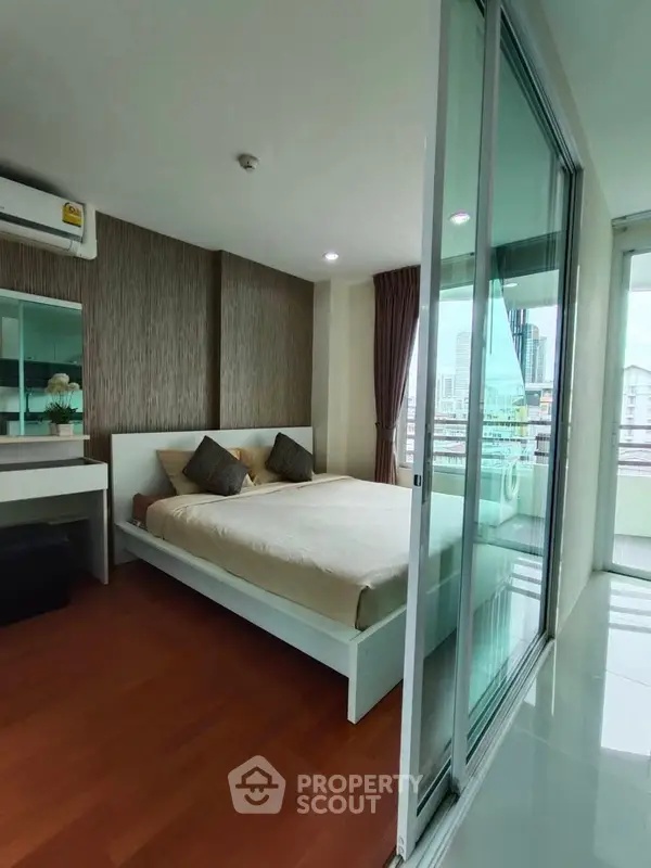 image_rental-31524344