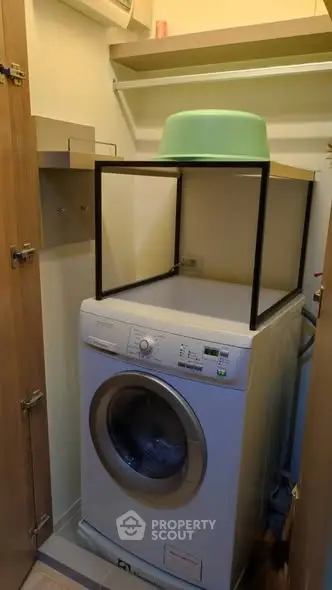 image_rental-28832092