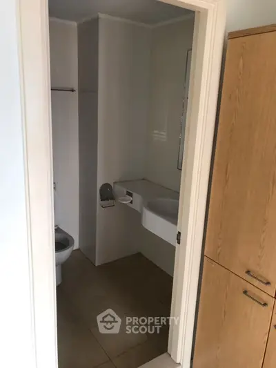  1 Bedroom Condo at Lumpini Place Rama 9 Ratchada Phase 1 2-3