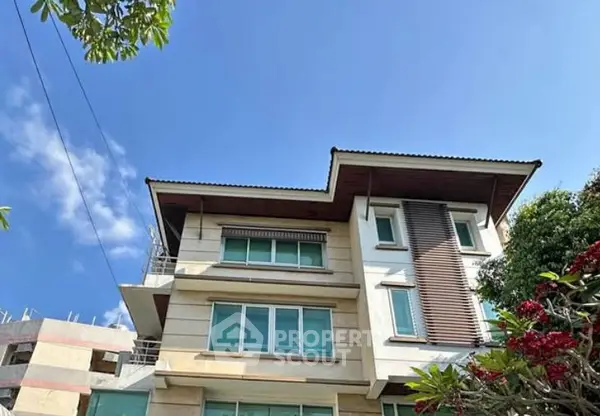 image_rental-30752015