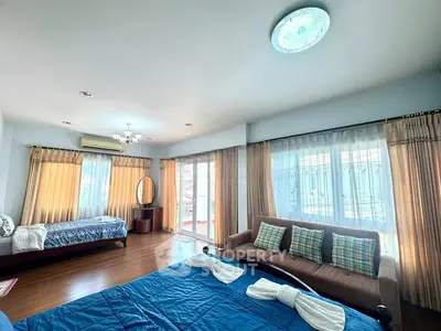 image_rental-27930499