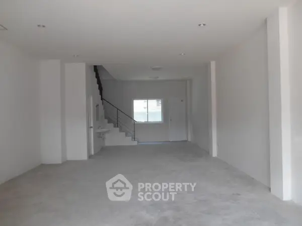 image_rental-12082280