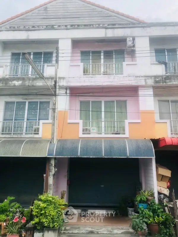 image_rental-27748970