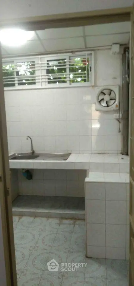 image_rental-8038931