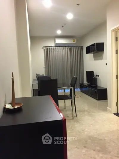  1 Bedroom Condo at The Crest Sukhumvit 34-3