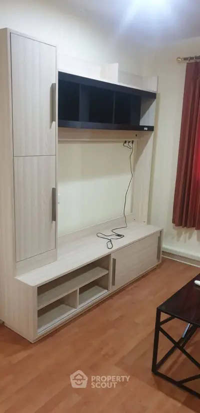  1 Bedroom Condo at Lumpini Ville Cultural Center-12