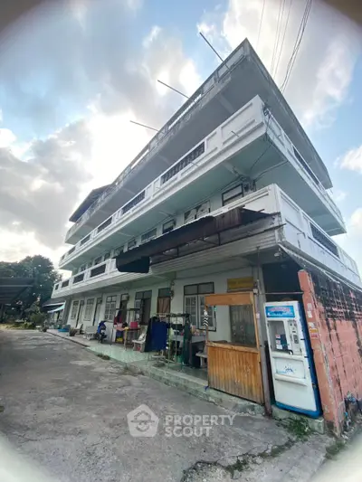 image_rental-30102116