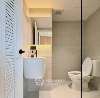 Modern bathroom with sleek design and elegant fixtures