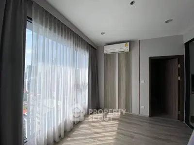  2 Bedrooms Condo at Ideo Mobi Asoke-3