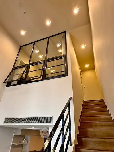 image_rental-37196223