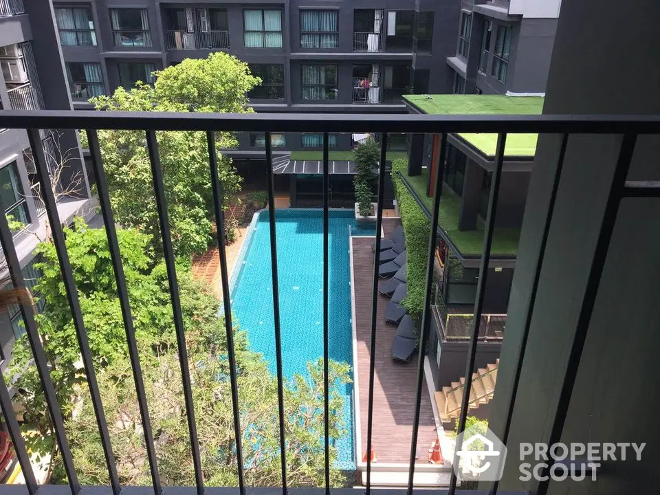 Fully Furnished 1 Bedroom Condo at The Excel Groove Lasalle 52-2