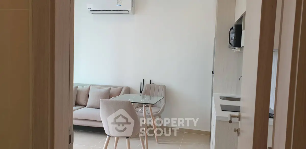 Modern living room with elegant furniture and air conditioning