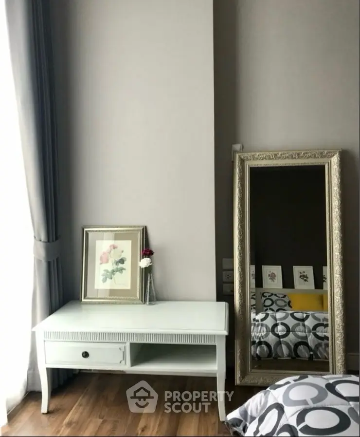 Stylish bedroom with elegant decor and cozy ambiance, perfect for relaxation and comfort.