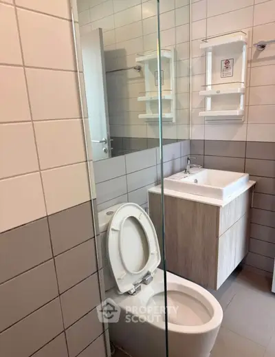 Modern bathroom with sleek design and contemporary fixtures.