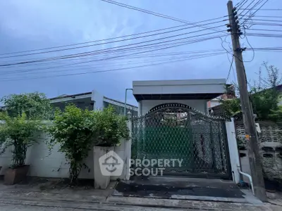 image_rental-29946056