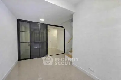 image_rental-30280544