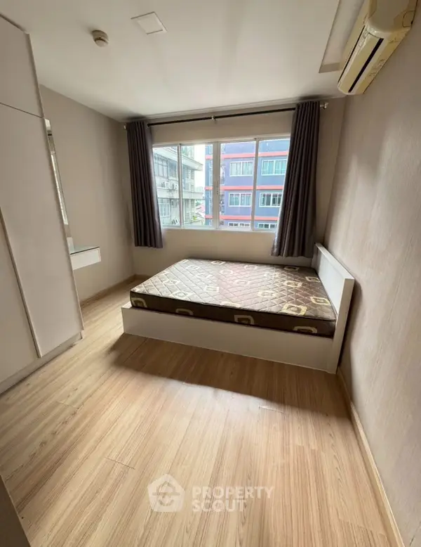 image_rental-27097277