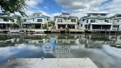 image_rental-27633474