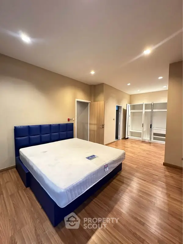 image_rental-29964865