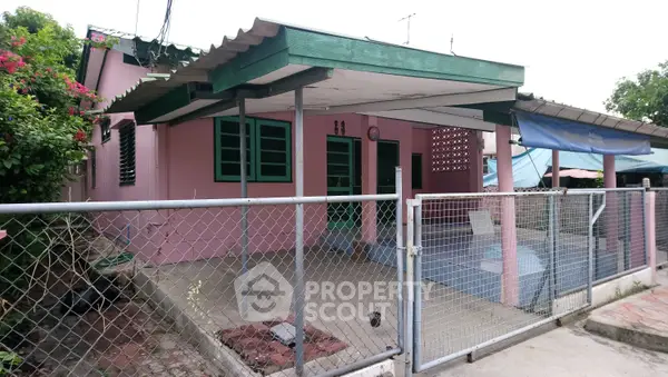 image_rental-8318711