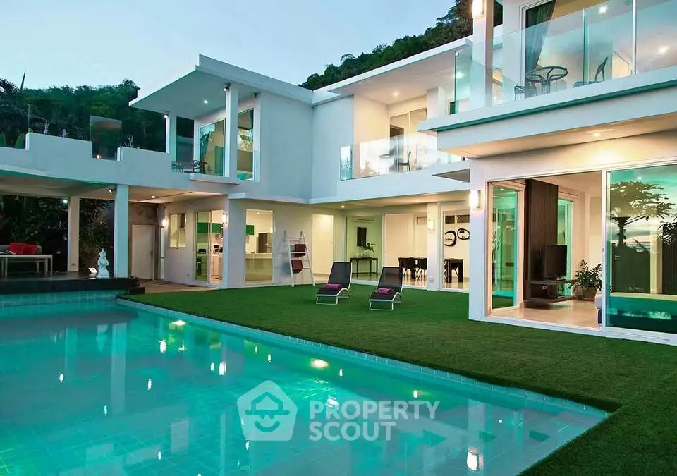 Luxurious modern villa with pool and stunning architecture, perfect for upscale living.