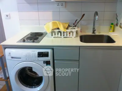  1 Bedroom Condo at Ideo Mobi Sukhumvit-4