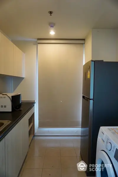  2 Bedrooms Condo at Aspire Sathorn Taksin Brick Zone-4