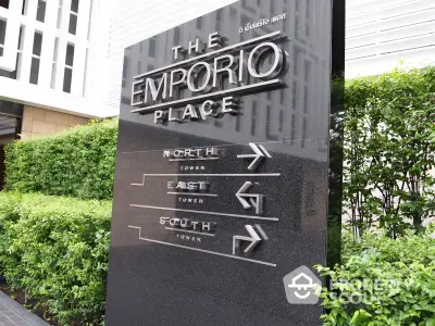 The-Emporio-Place-at-Sukhumvit-24.jpg