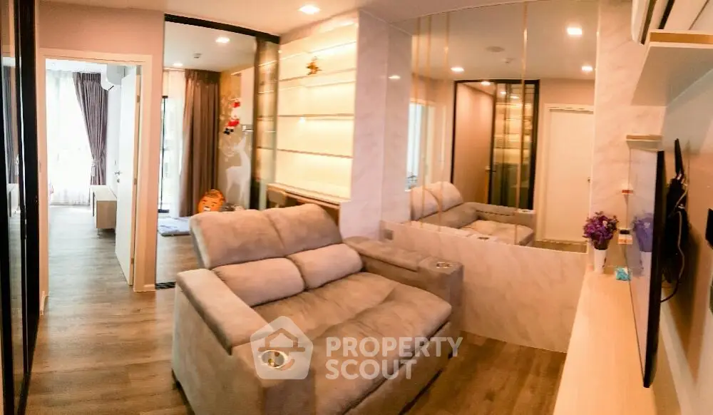  2 Bedrooms Condo at Atmoz Ratchada Huaikwang-1