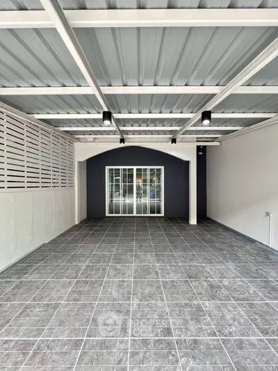 image_rental-27215281