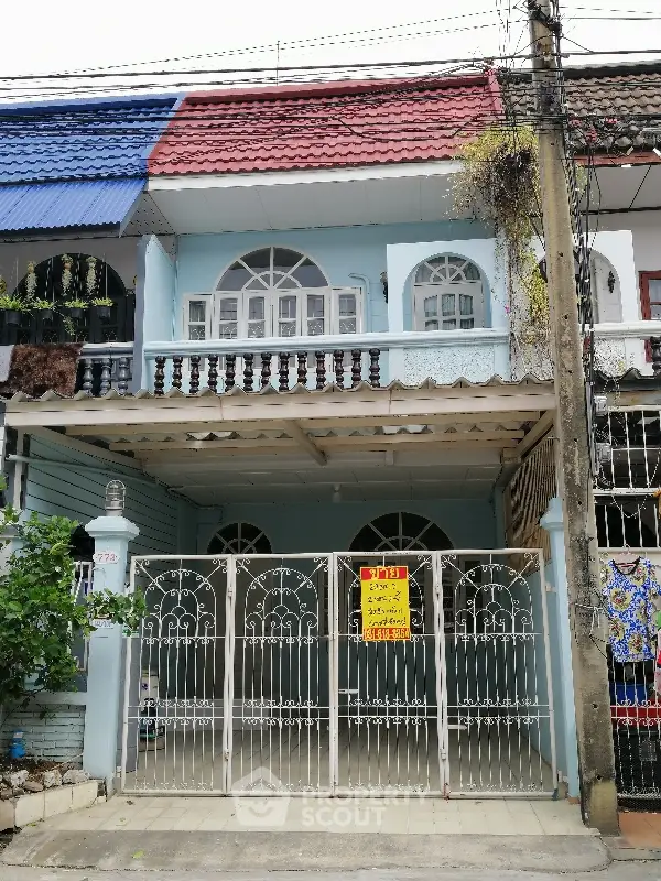 image_rental-6308980