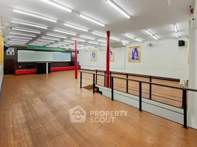 image_rental-28428120