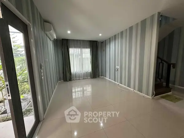 image_rental-27295338