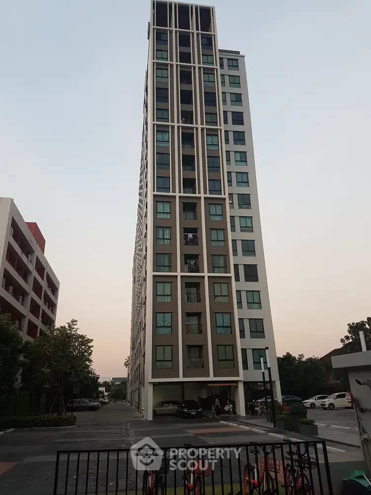  1 Bedroom Condo -1