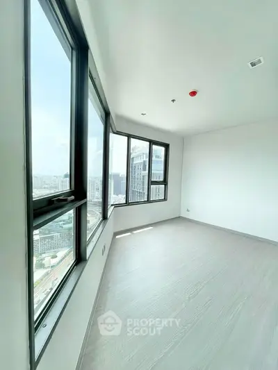 1835245-2-Photoroom.png