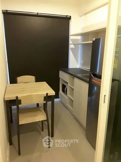  1 Bedroom Condo at Aspire Sathorn Thapa-2