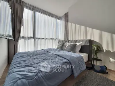 Fully Furnished 2 Bedrooms Condo at Oka Haus Sukhumvit 36-5