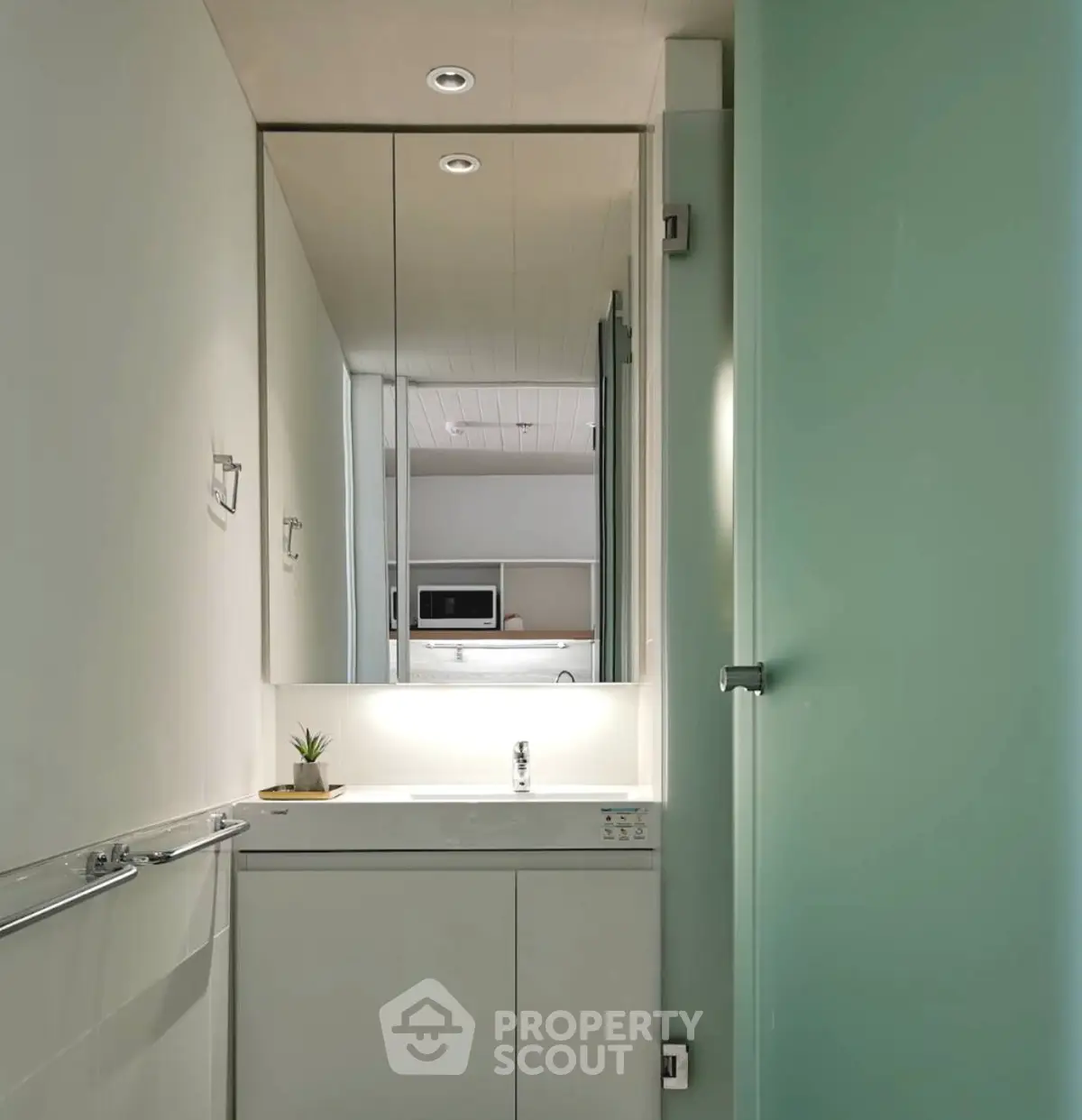 Screenshot 2568-12-15 at 14.19.55.jpg