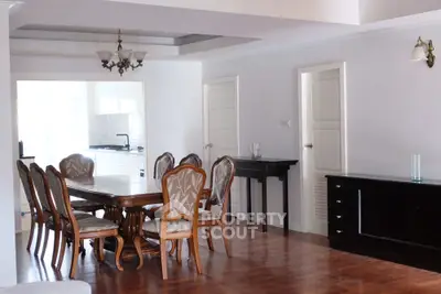  3 Bedrooms Condo -3