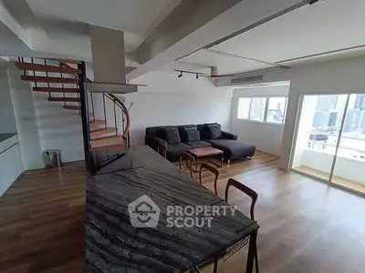 image_rental-27813685