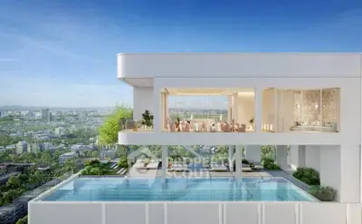 Luxurious rooftop with infinity pool and stunning city view