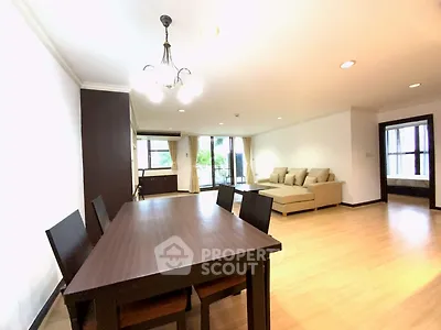 Fully Furnished 2 Bedrooms Condo at Supalai Place Sukhumvit 39-4