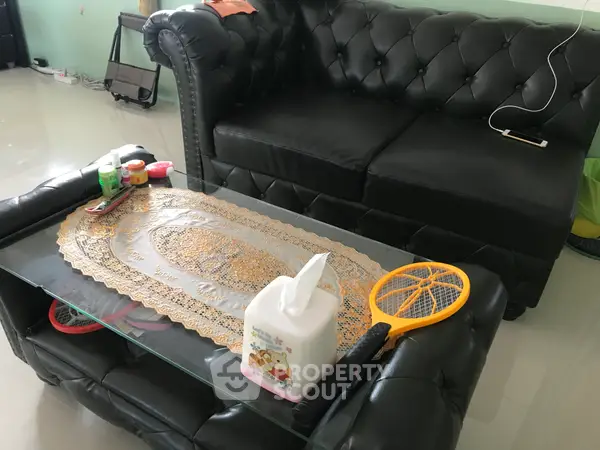 image_rental-8337306