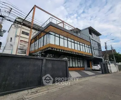 image_rental-28484711