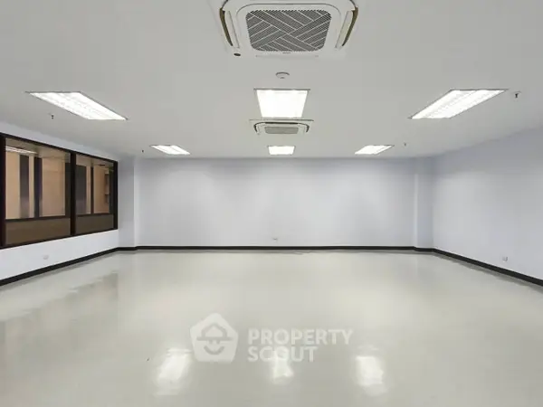 image_rental-31386116