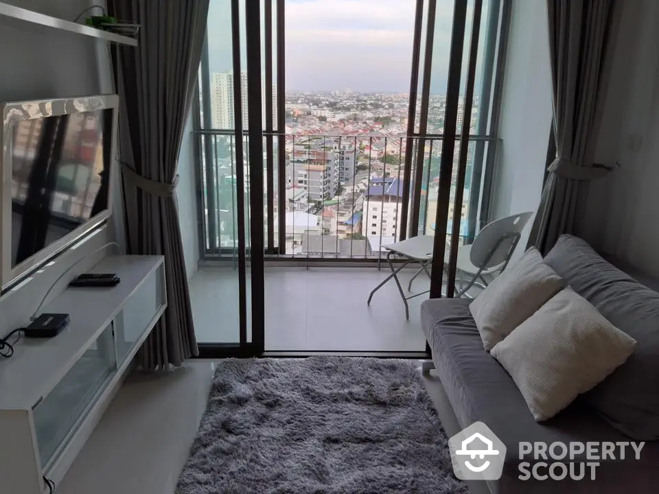 Fully Furnished 1 Bedroom Condo at Ideo Mix Sukhumvit 103-1