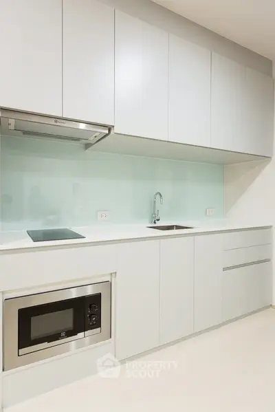  1 Bedroom Condo at Noble Ploenchit-3