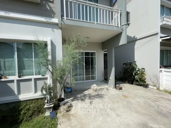 image_rental-20233875