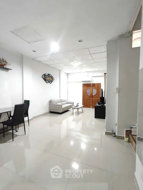 image_rental-27631378